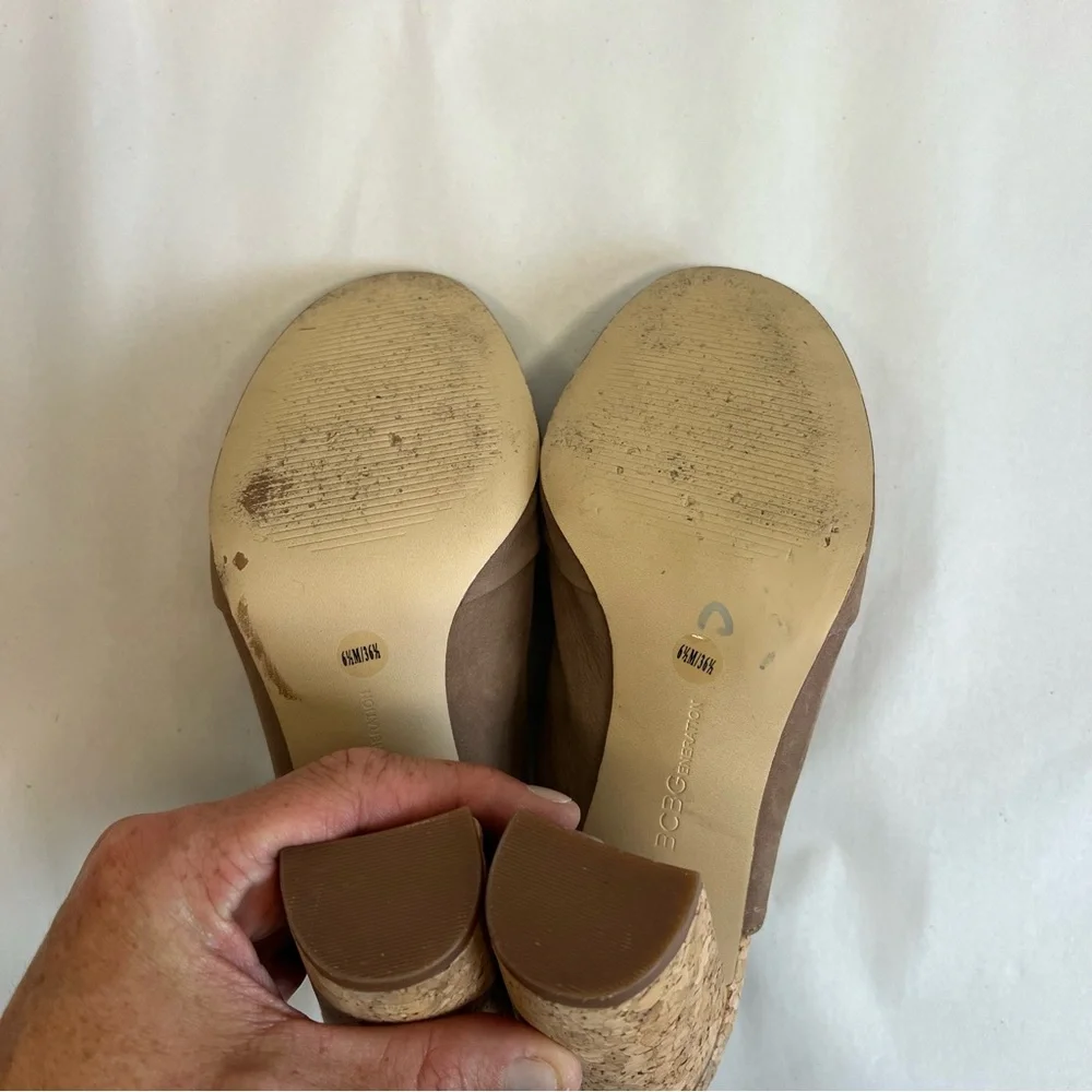 BCBGeneration Loriah Heels Size 6.5 - Picture 8 of 9
